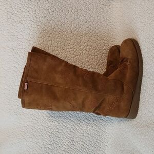 Juicy Couture genuine leather embroidered logo sherpa lined rubber sole t…